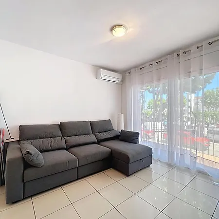 Apartment Poblat Tipic Piso Un Y Terraza