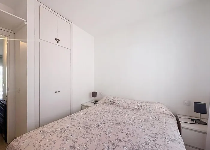 Poblat Tipic Piso Un Y Terraza 아파트 엠푸리아브라바